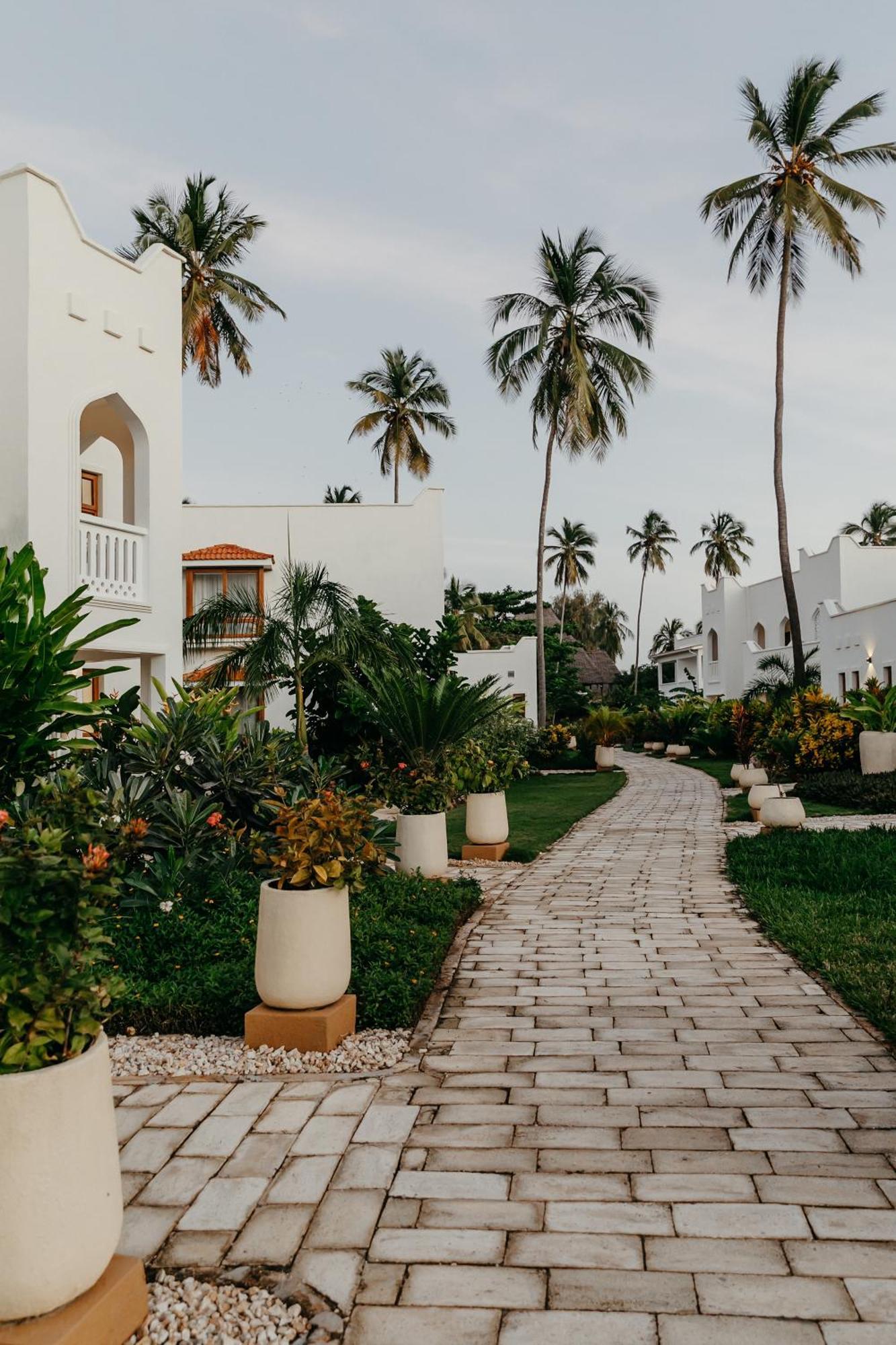 Lux* Marijani Zanzibar Hotel Пвани Мчангани Екстериор снимка